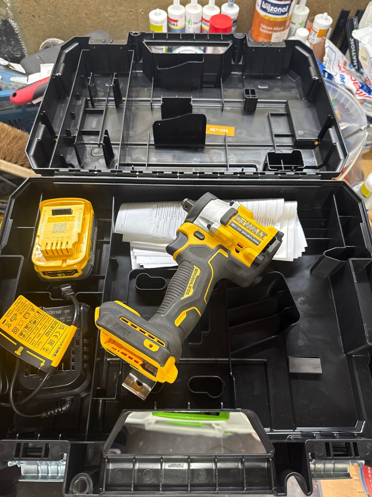 DeWalt 18V XR Brushless Slagmoersleutel Accu en Lader dcf921, 600 watt of meer, Variabele snelheid, Overige typen, Ophalen of Verzenden