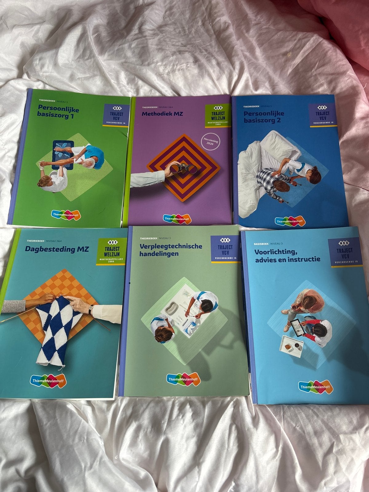 MBO Zorgboeken Thiemo Meulenhoff - Diverse Niveaus, Ophalen, Gamma, Zo goed als nieuw, MBO