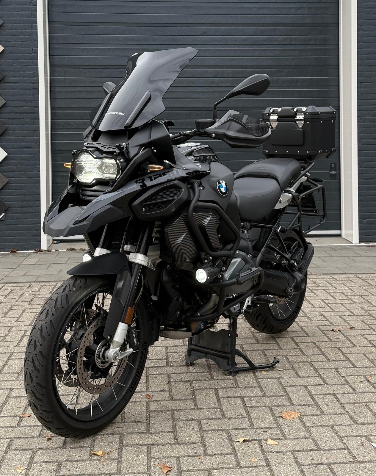 Bmw R1250GS Adventure Triple Black 2022 incl kofferset VOL, Ophalen, Zo goed als nieuw