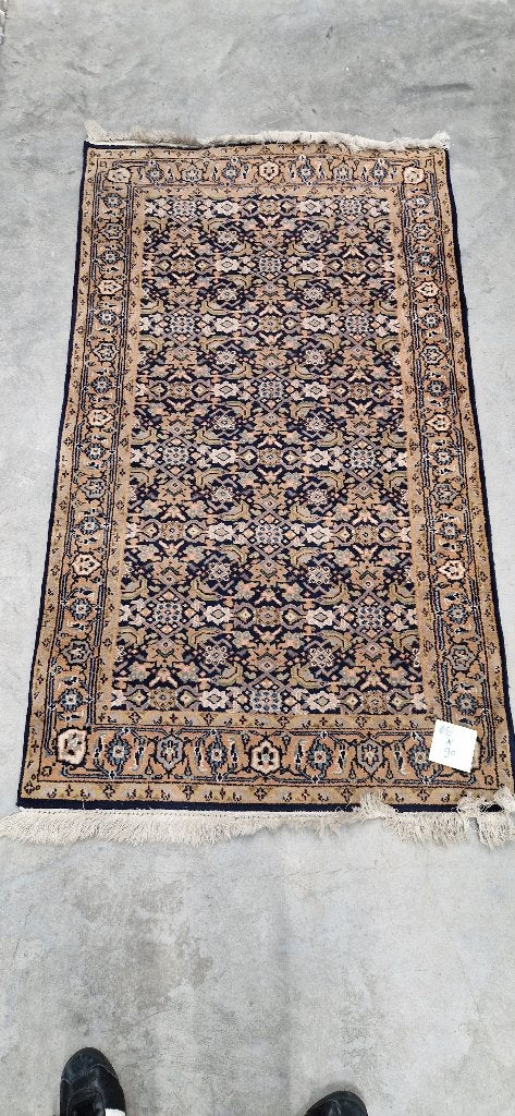 Mooi klassiek Oosters tapijt / vloerkleed – 60  90 cm, Ophalen, Gebruikt, 50 tot 100 cm, Blauw