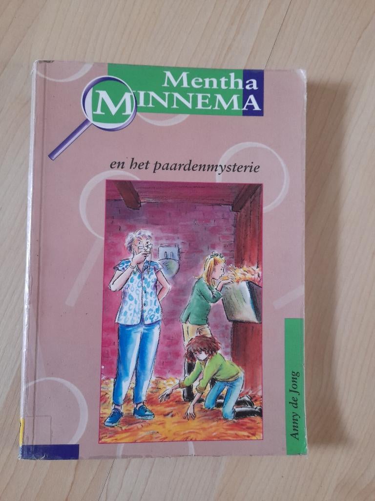 MENTHA MINNEMA EN HET PAARDENMYSTERIE door Anny de Jong, Boeken, Ophalen of Verzenden, Gelezen