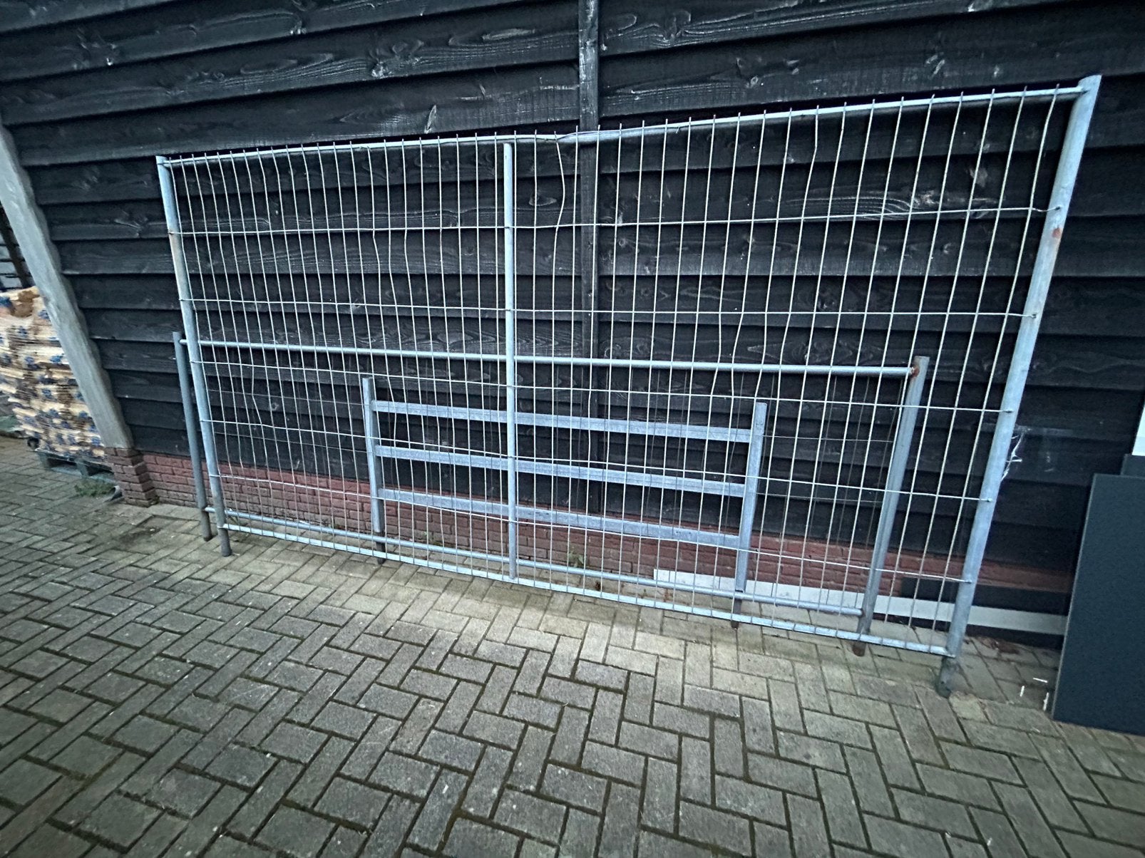 Bouwhekken | lage bouwhekken, Ophalen, Nieuw, IJzer
