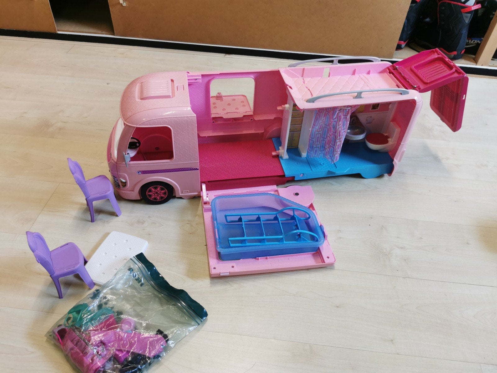 Barbie Camper, Ophalen of Verzenden