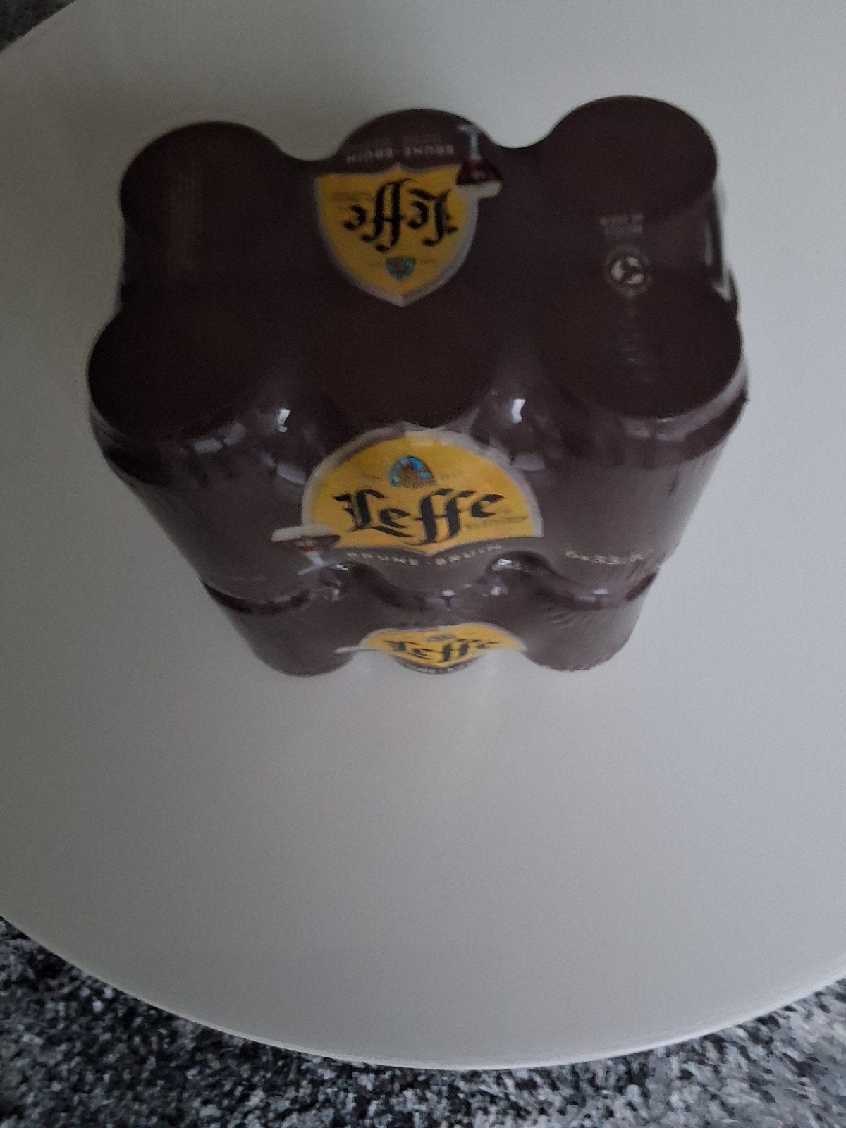 Blikjes Leffe dubbel, Diversen, Levensmiddelen, Ophalen