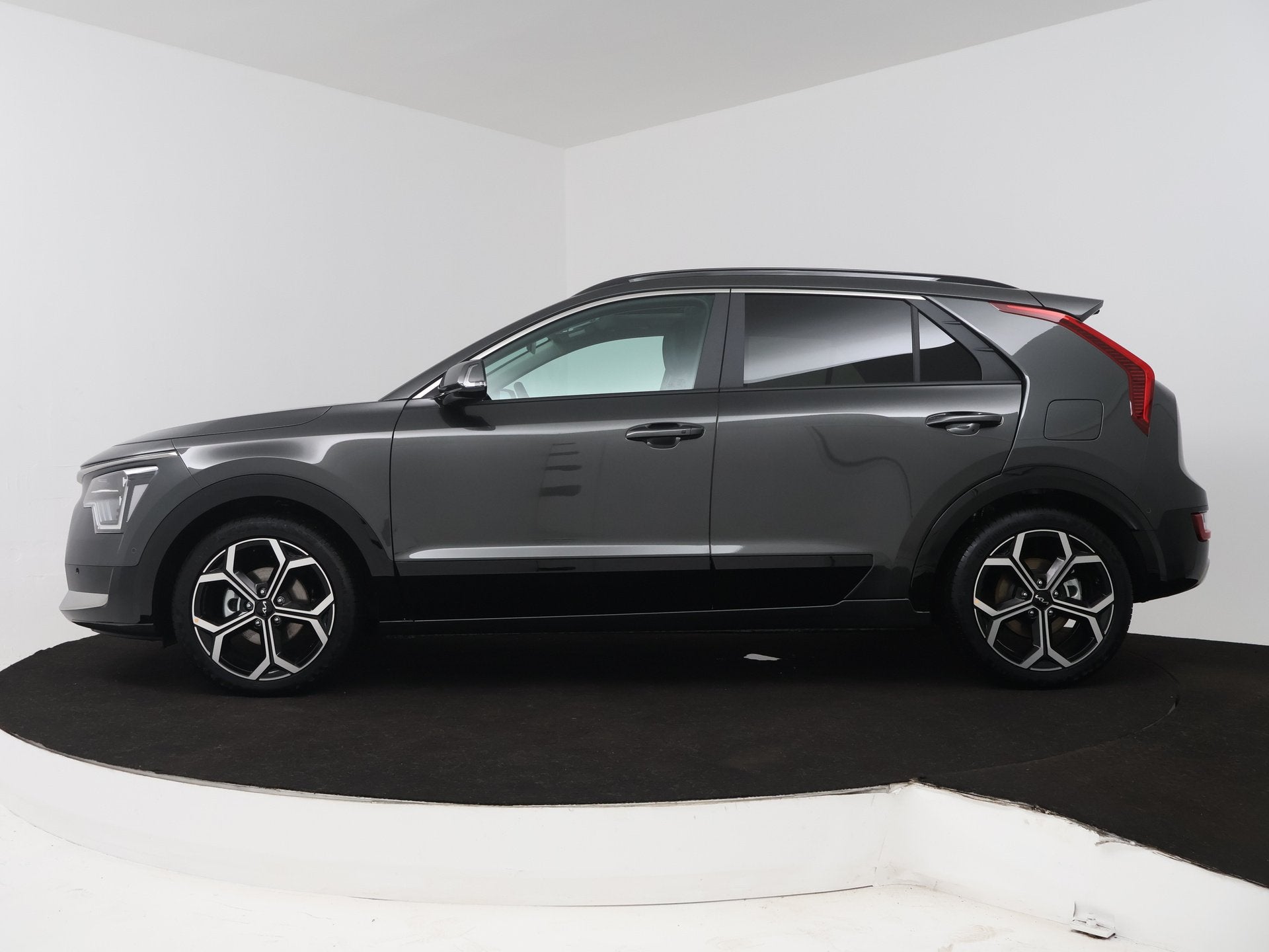 Kia Niro 1.6 GDi Hybrid ExecutiveLine | Company Car | 10 Jaa, Adaptive Cruise Control, 1110 kg, Bedrijf, Kia Top Selectie