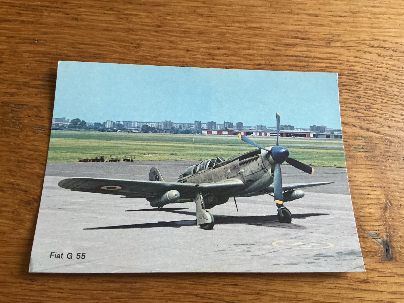 Y157 Fiat vliegtuig vliegveld beschadigd, Ophalen of Verzenden, Zo goed als nieuw, Kaart, Foto of Prent
