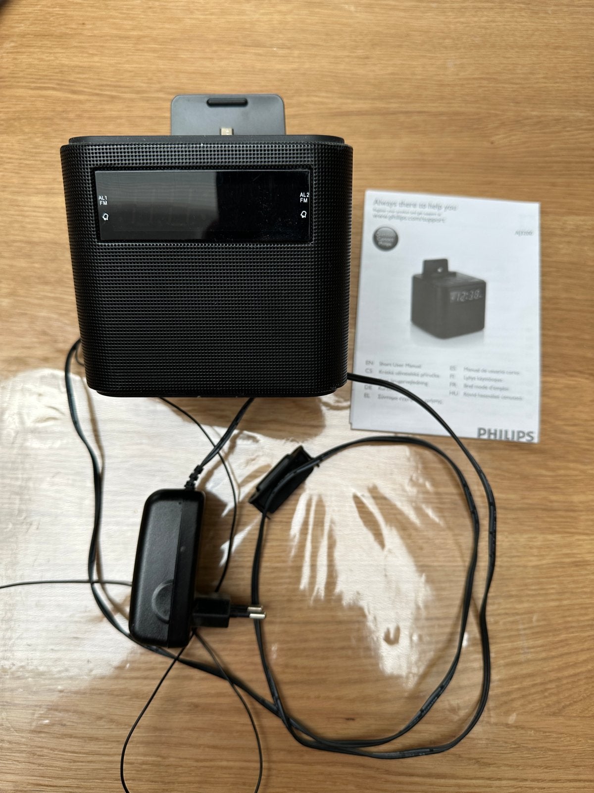 Philips AJ3200/12 Wekkerradio met iPod/iPhone Dock, Ophalen of Verzenden, Gebruikt, Radio