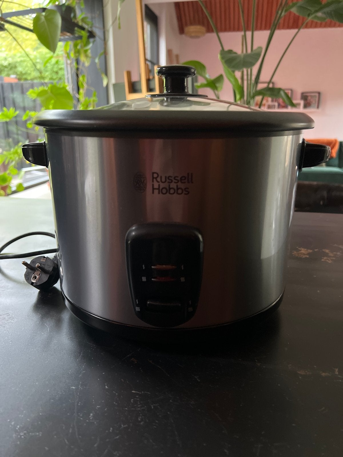 Russell Hobbs Rijstkoker - Perfecte Rijst Elke Keer, Ophalen, Zo goed als nieuw