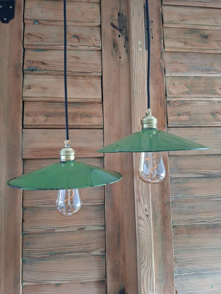 Franse schotellampen , Groene emaille hanglampen, Huis en Inrichting, Lampen | Hanglampen, Ophalen of Verzenden