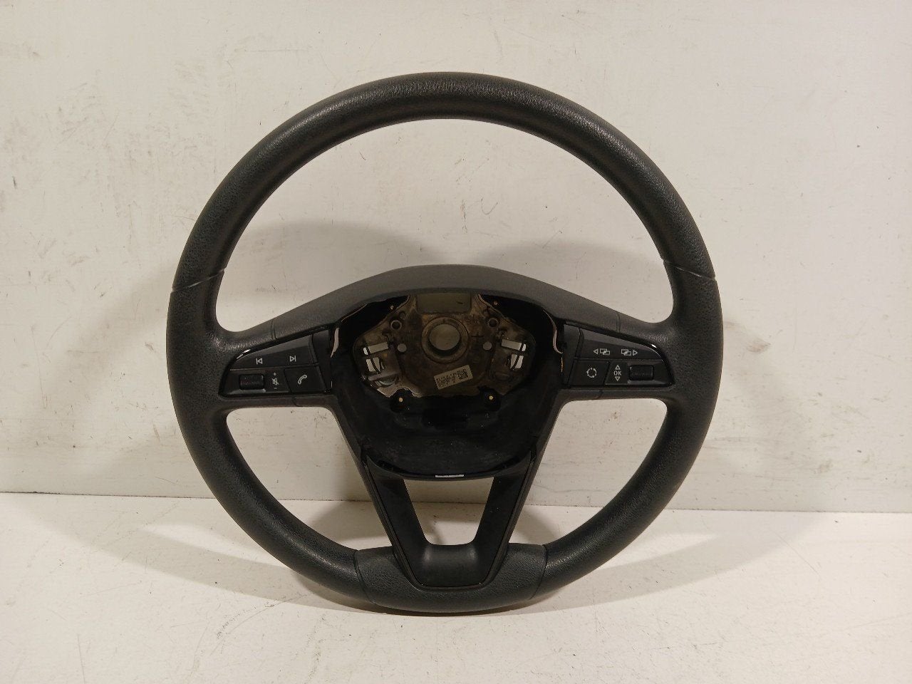 Stuur Seat Ibiza, Onderdelen@venauto.nl, Van der Ven Autorecycling B.V., Gebruikt, Ettenseweg 76, 4706 PB Roosendaal, The Netherlands