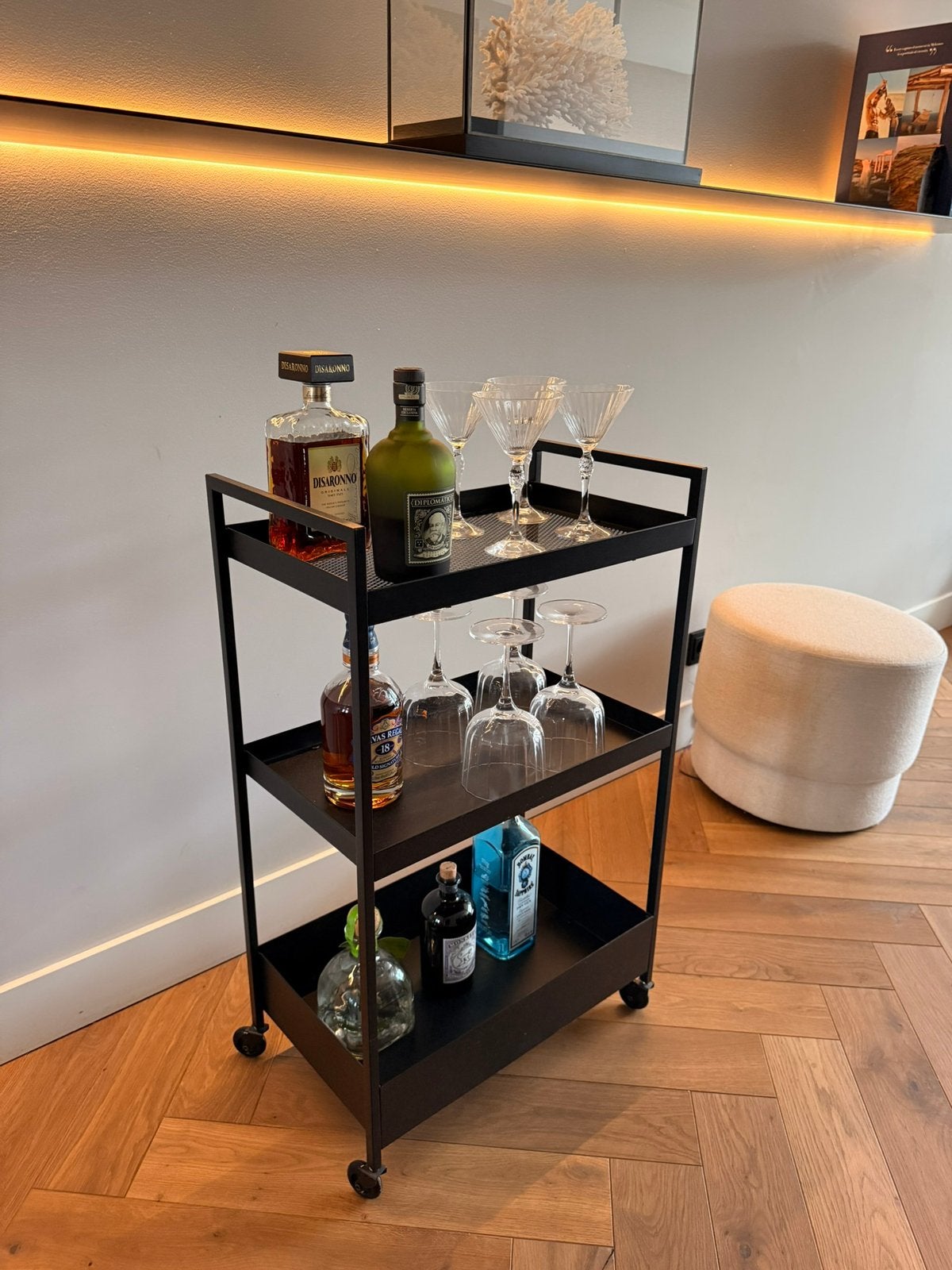 Zwarte stalen ikea trolley NISSAFORS. Drankenkar, 50 tot 100 cm, Ophalen of Verzenden, Zo goed als nieuw, 25 tot 50 cm