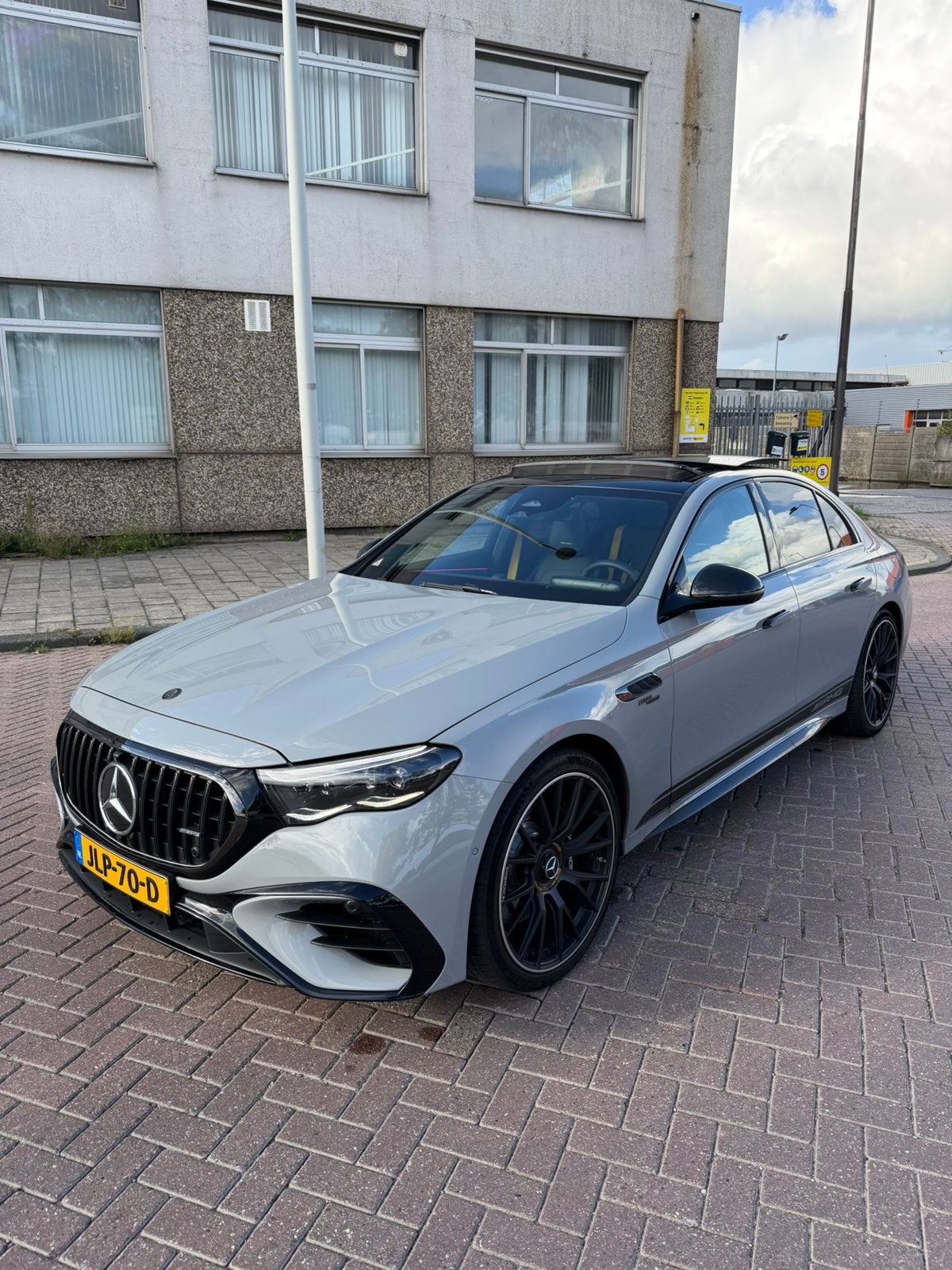 Mercedes-AMG E53 4MATIC+ Edition1| Carbon | Burmester 4D, Auto's, Automaat, Dealer onderhouden, Zwart, Leder