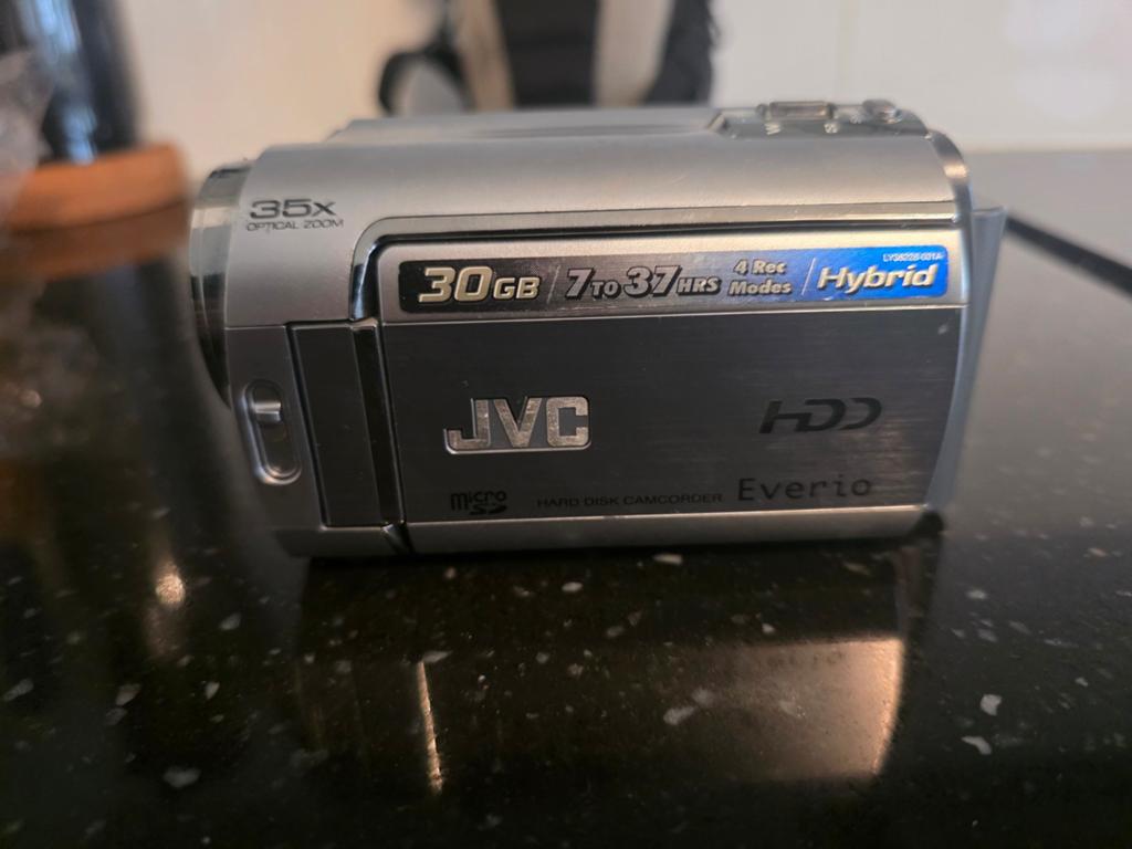 JVC Everio Hard Disk Camcorder 30GB - Zilver + Draagtas, Harde schijf, JVC, 20x of meer, Ophalen of Verzenden