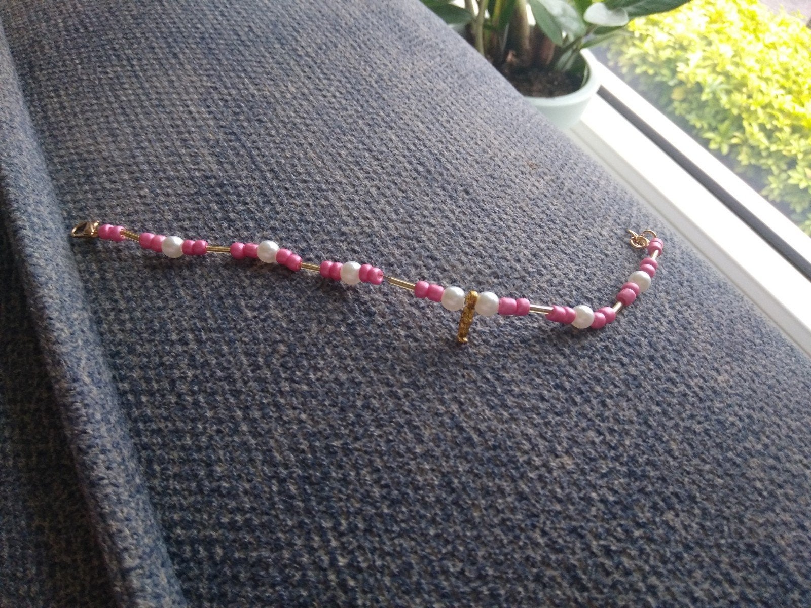 armbandje met zeepaardje bedeltje, Overige materialen, Overige kleuren, Verzenden, Zo goed als nieuw