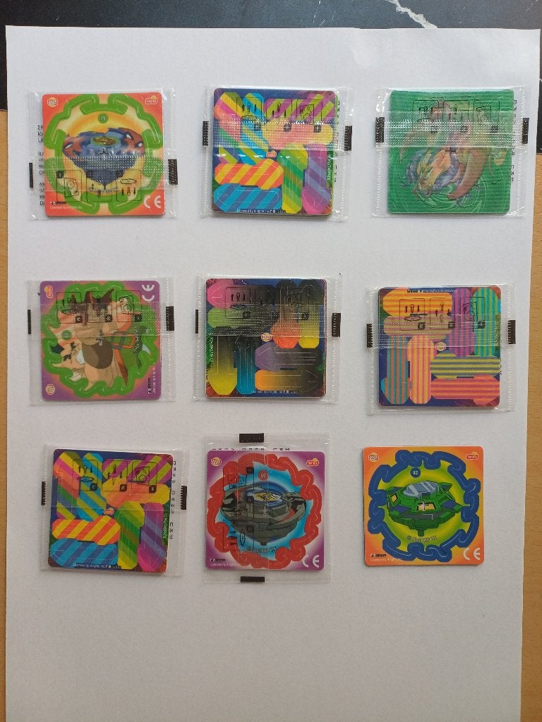 Beyblades- 9x Smiths Lay's Beyblades-8x Sealed 1x Holo Max, Verzenden, Nieuw