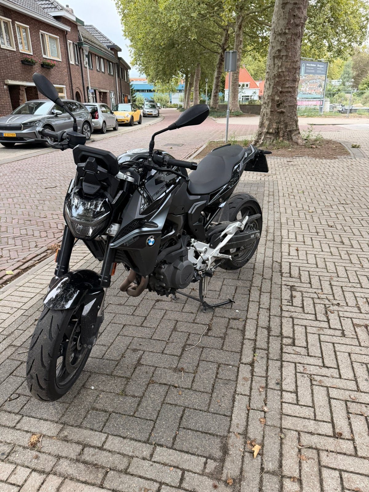 Bmw f900r a2 bj2025, Cruise Control, 2 cilinders, Occasion, 900 cc