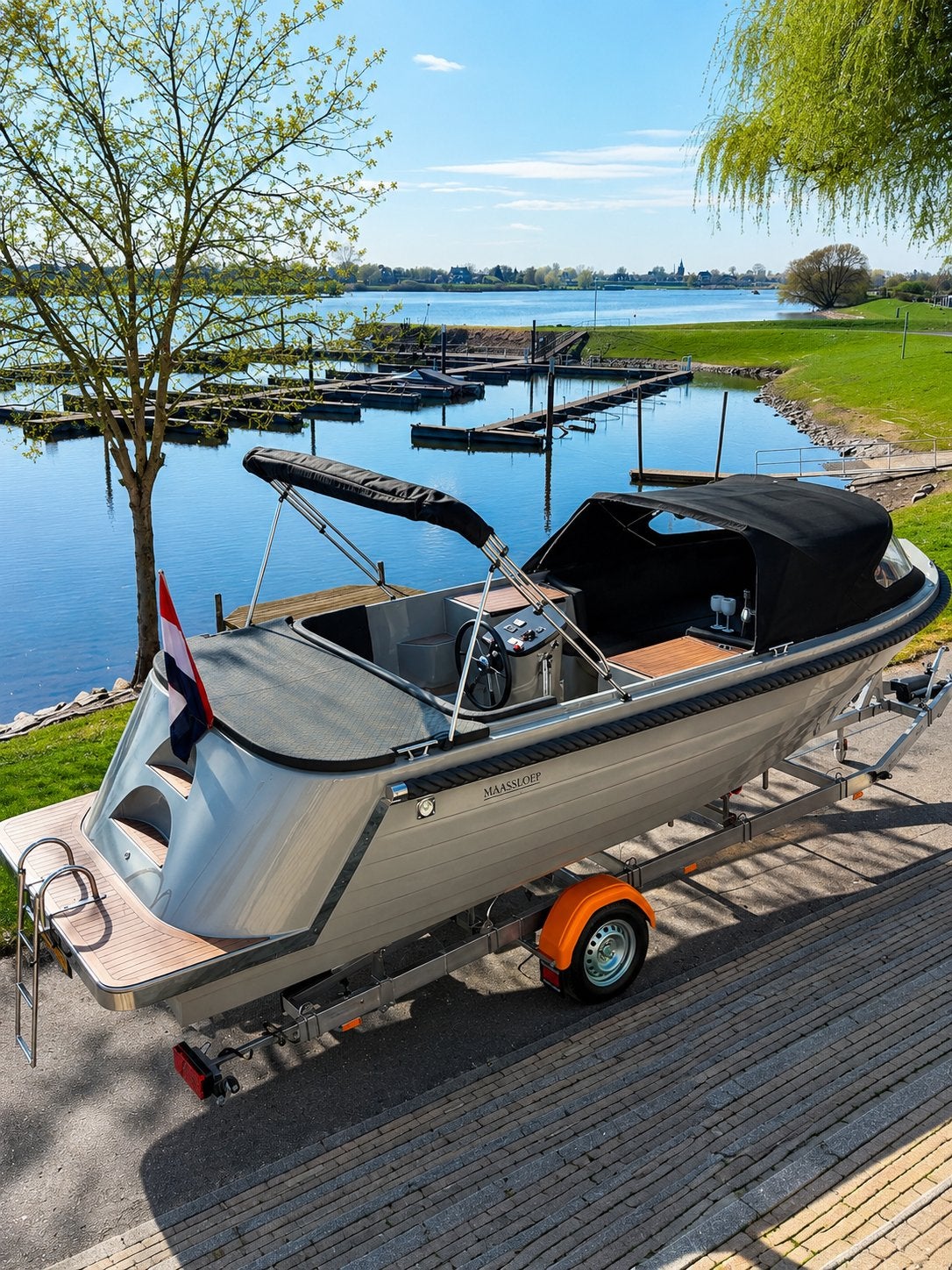 Maassloep 680 honda 20pk NIEUW  vaarklaar € 32.950,-, Ophalen, Zo goed als nieuw, Maassloep, Boegschroef