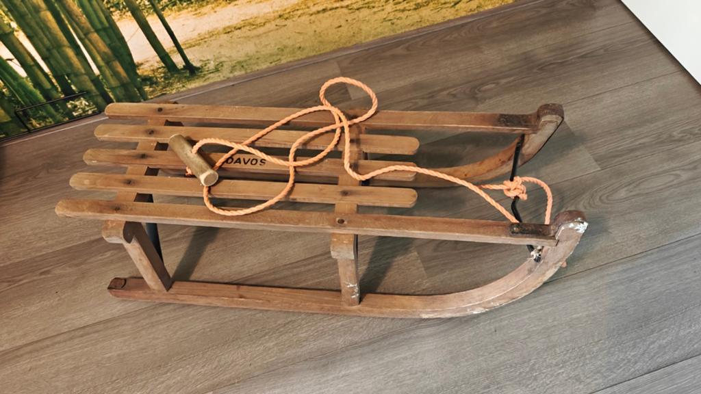 Vintage houten slee 'Davos' - Klassiek winterplezier, Ophalen, Gebruikt, Hout
