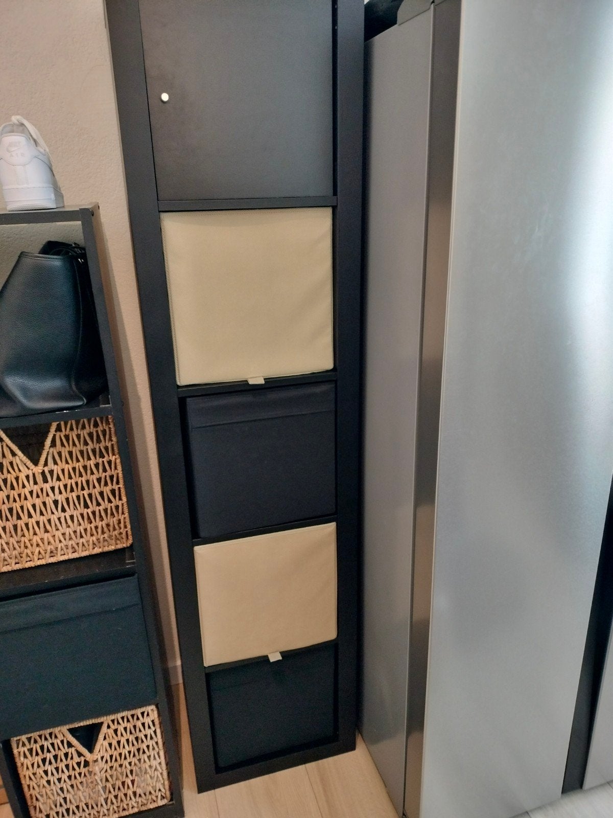IKEA Kallax 5 vakken met deurtje en 4 manden, Ophalen, Gebruikt