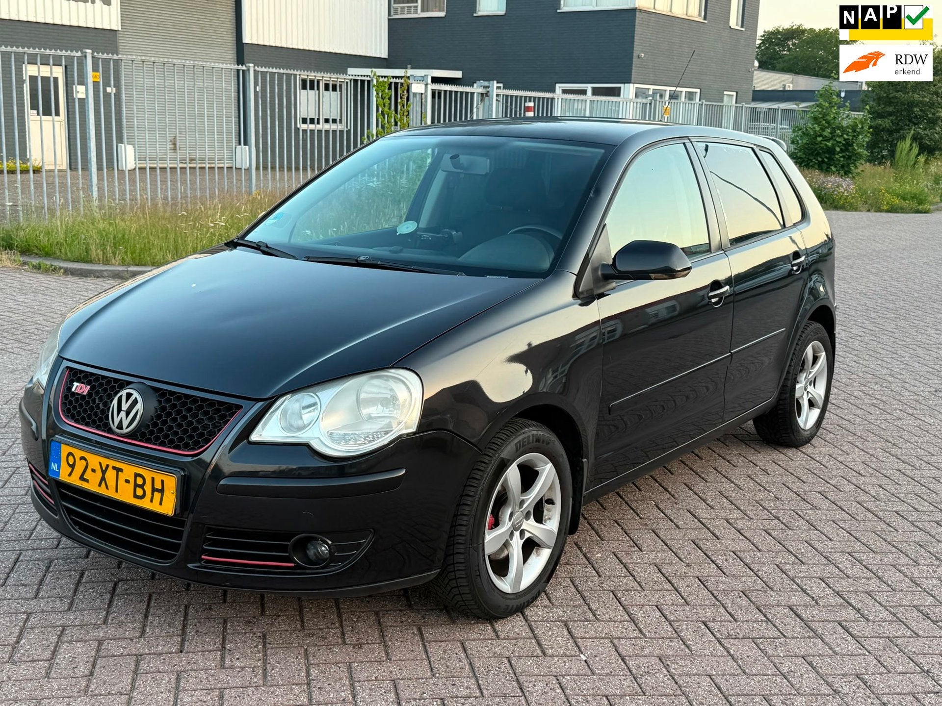 Volkswagen Polo 1.9 TDI Optive, Auto's, 101 pk, Gebruikt, 4 cilinders, Zwart