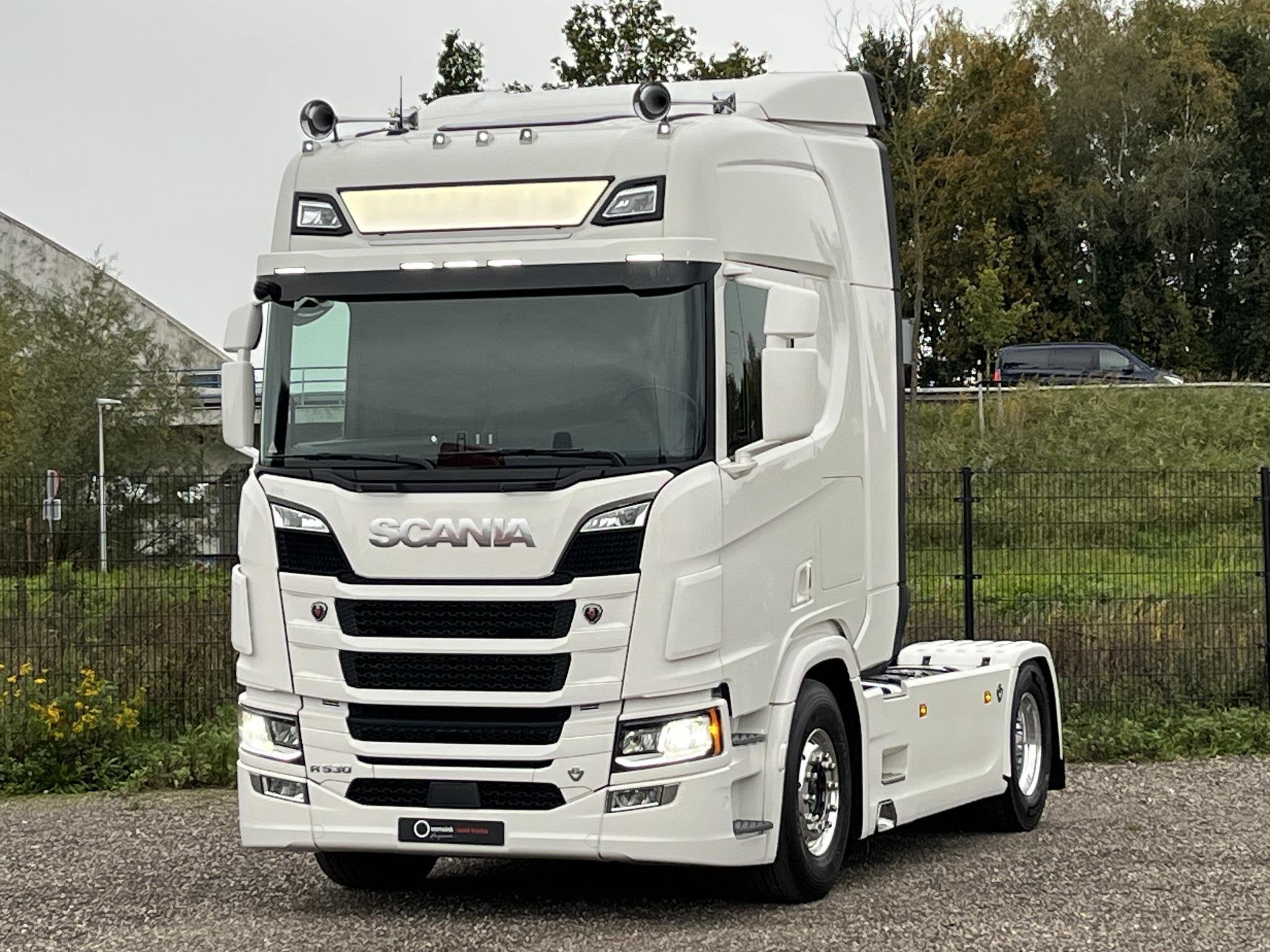 Scania R530 V8 4x2 | Full Air | Retarder | Full Spoiler | NL, Automaat, Scania, Wit, Bedrijf