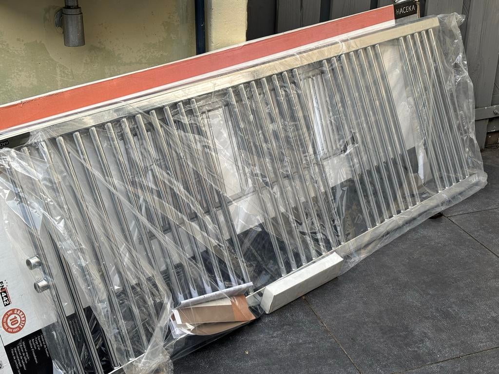 HACEKA Radiator voor badkamer of elders in huis, Ophalen, Radiator, Nieuw, Minder dan 60 cm