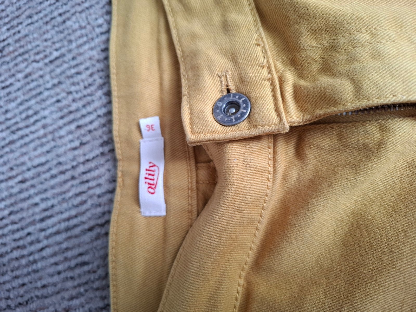 Oilily Chino Broek Okergeel/Mosterdgeel – Maat 36, Kleding | Dames, Oilily, Geel, Ophalen of Verzenden, Zo goed als nieuw
