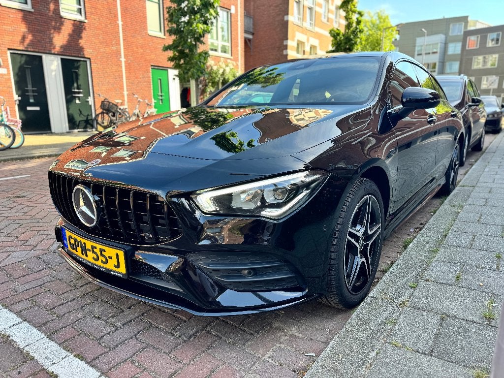 Mercedes-Benz CLA 250 e 218pk 8G-DCT 2021 Zwart, Auto's, CLA, Zwart, 4 cilinders, Zwart