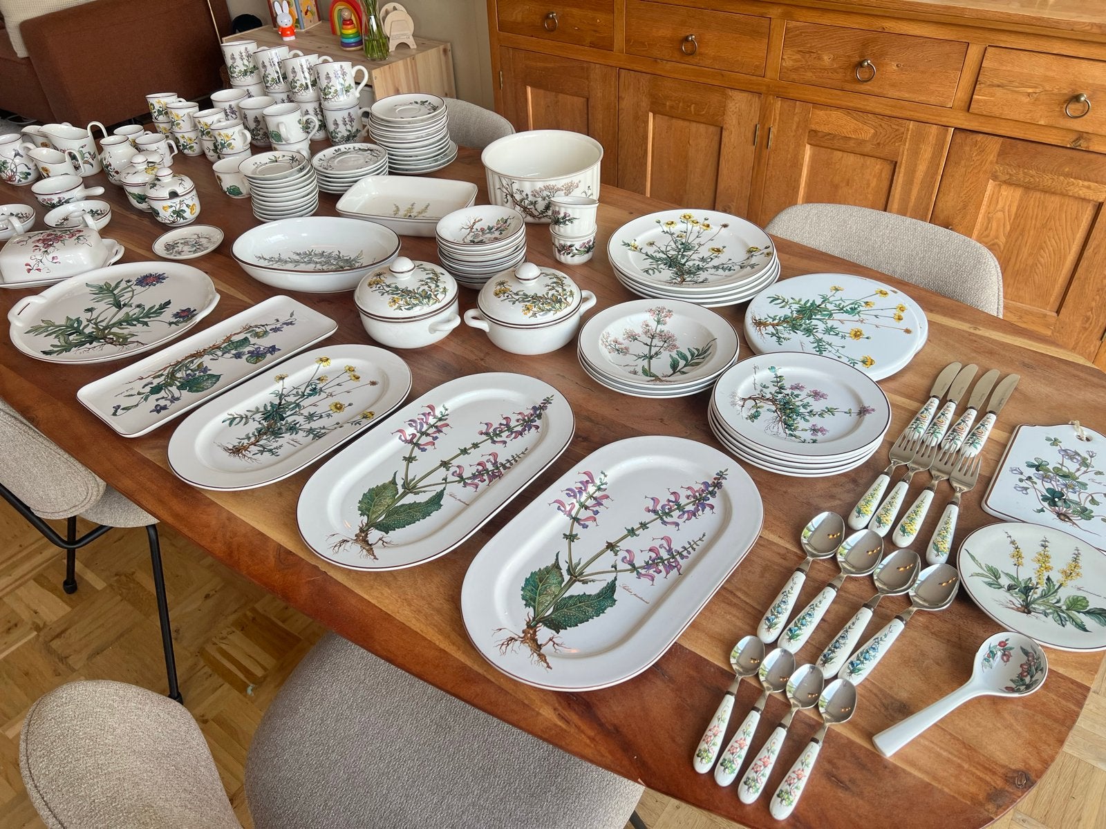 Grote Villeroy & Boch Botanica serviescollectie, Huis en Inrichting, Ophalen, Klassiek, Villeroy & Boch, Zo goed als nieuw