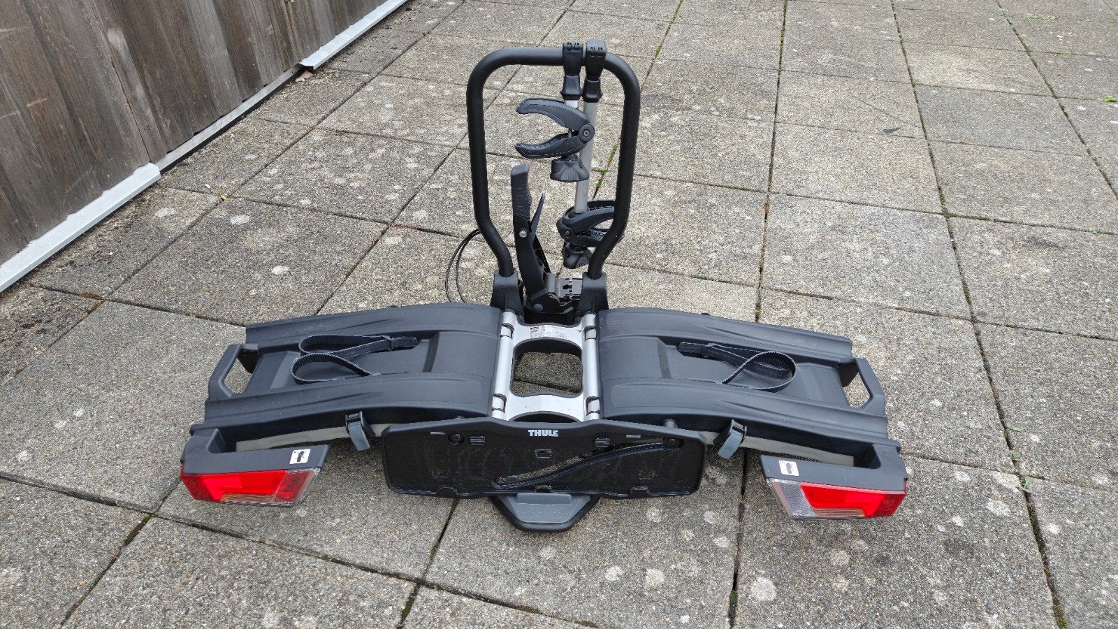 Thule EasyFold XT 933 Trekhaakdrager voor 2 fietsen, Ophalen, Zo goed als nieuw, 2 fietsen, Trekhaakdrager