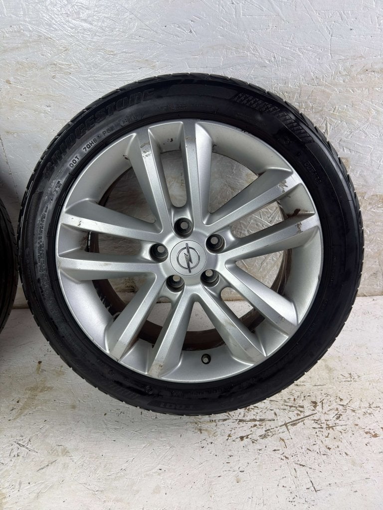 Originele Opel Vectra Signum Astra velgen 17" 5x110 zomerset, Auto-onderdelen, Banden en Velgen, Niet ingevuld, Gebruikt, Banden en Velgen