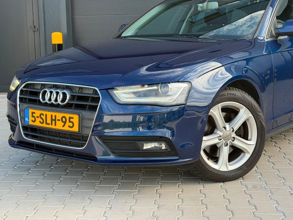 Audi A4 1.8 Tfsi | CLIMA | CRUISE | AUTOMAAT | TREKHAAK, Auto's, Audi, Automaat, Dealer onderhouden, 4 cilinders, A4