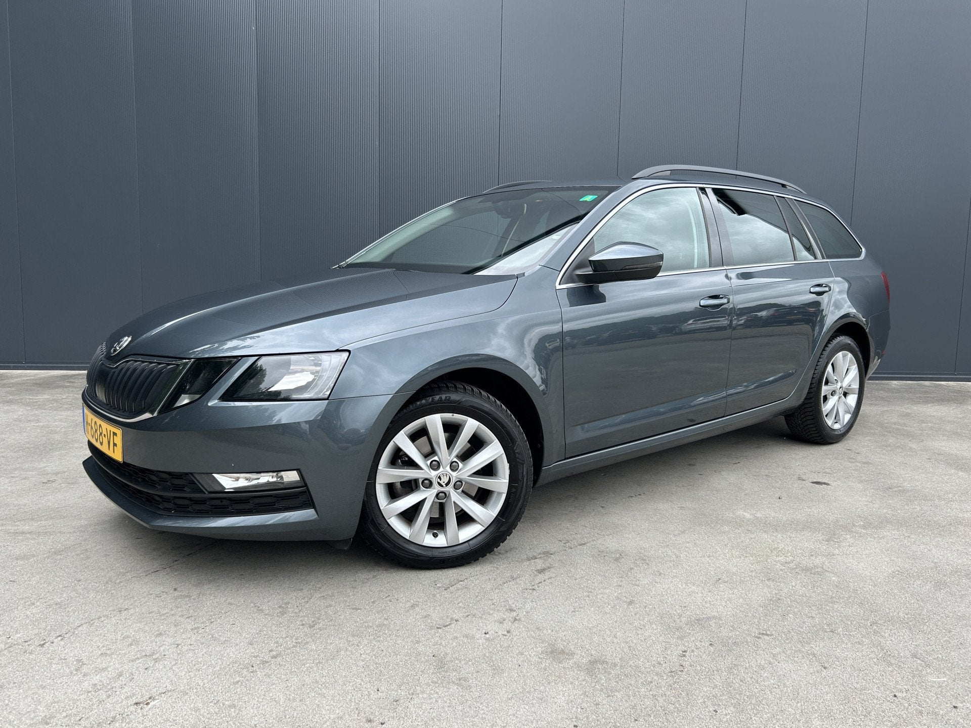 Skoda Octavia Combi 1.0 TSI 1e EIGENAAR Greentech Business E, Auto's, Skoda, Gebruikt, Euro 6, 116 pk, Origineel Nederlands
