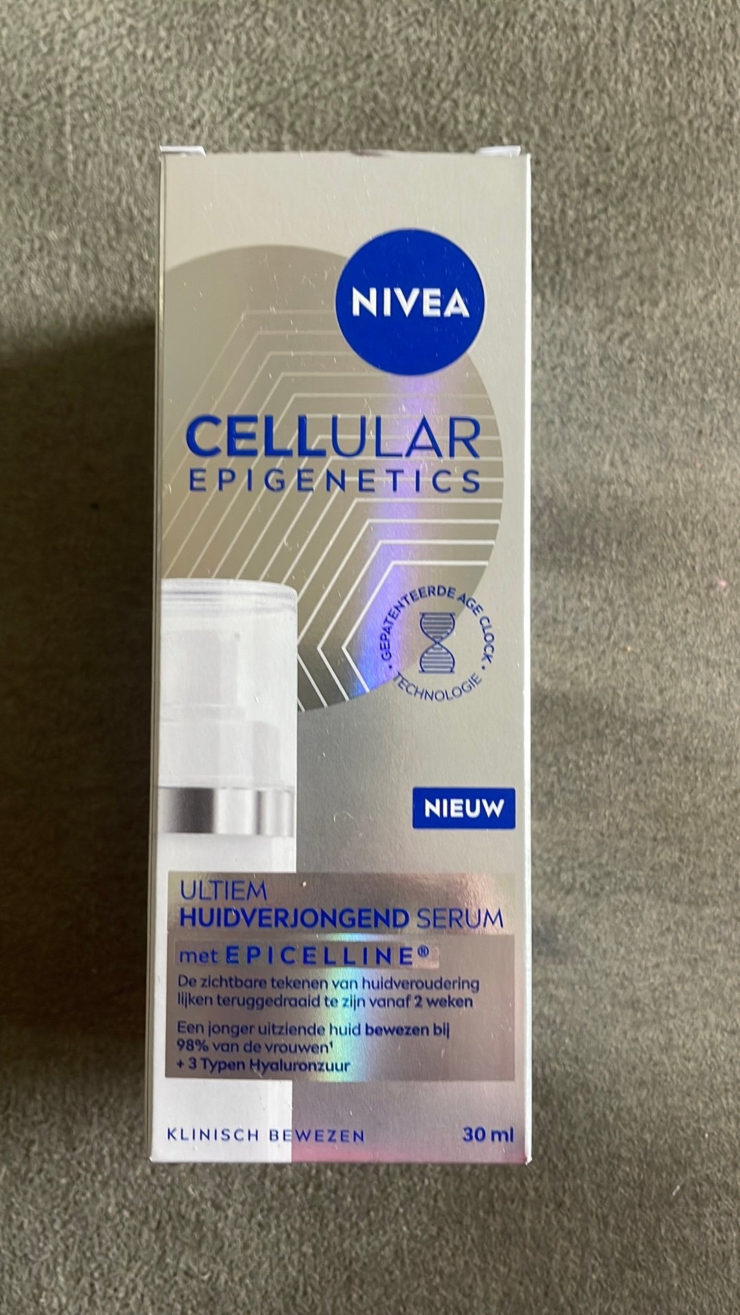 Nivea cellular epigenetics serum 30 ml nieuw in doos, Ophalen of Verzenden, Zo goed als nieuw, Overige typen