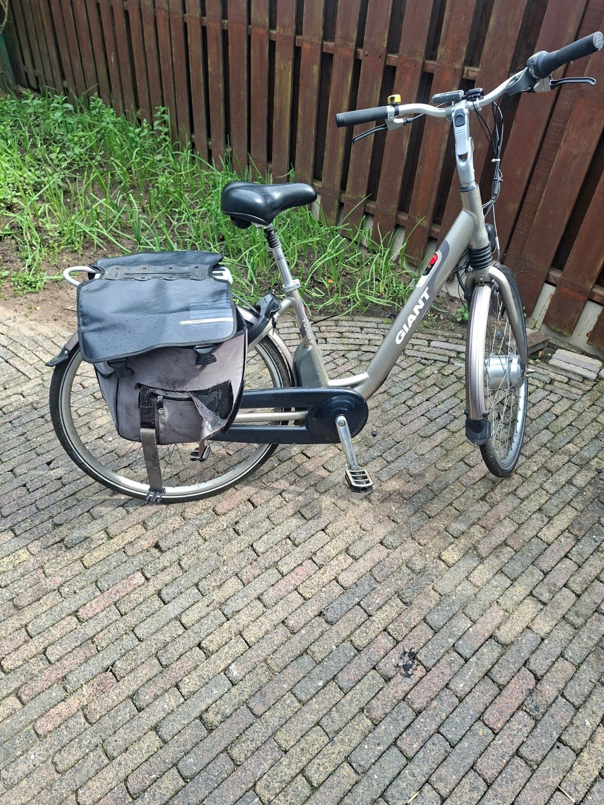 Giant Twist elektrische fiets met 2 accu's, 60km bereik, Gebruikt, 51 tot 55 cm, 50 km per accu of meer, Giant