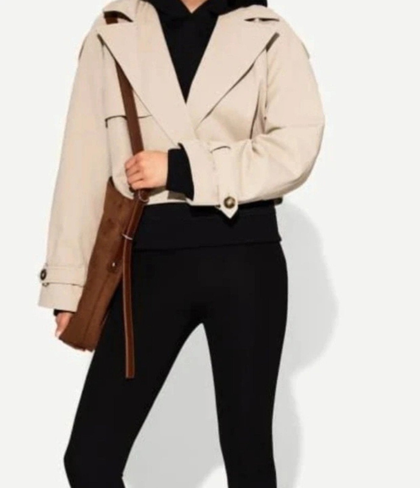 Nieuwe dames bershka Trenchcoat maat L, Ophalen of Verzenden, Nieuw, Beige