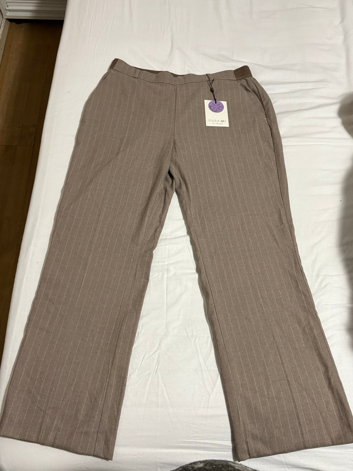 Nieuwe Parami Hannah Pinstripe Beige Broek - Maat 44/L32, Kleding | Dames, Beige, Maat 42/44 (L), Nieuw, Ophalen of Verzenden