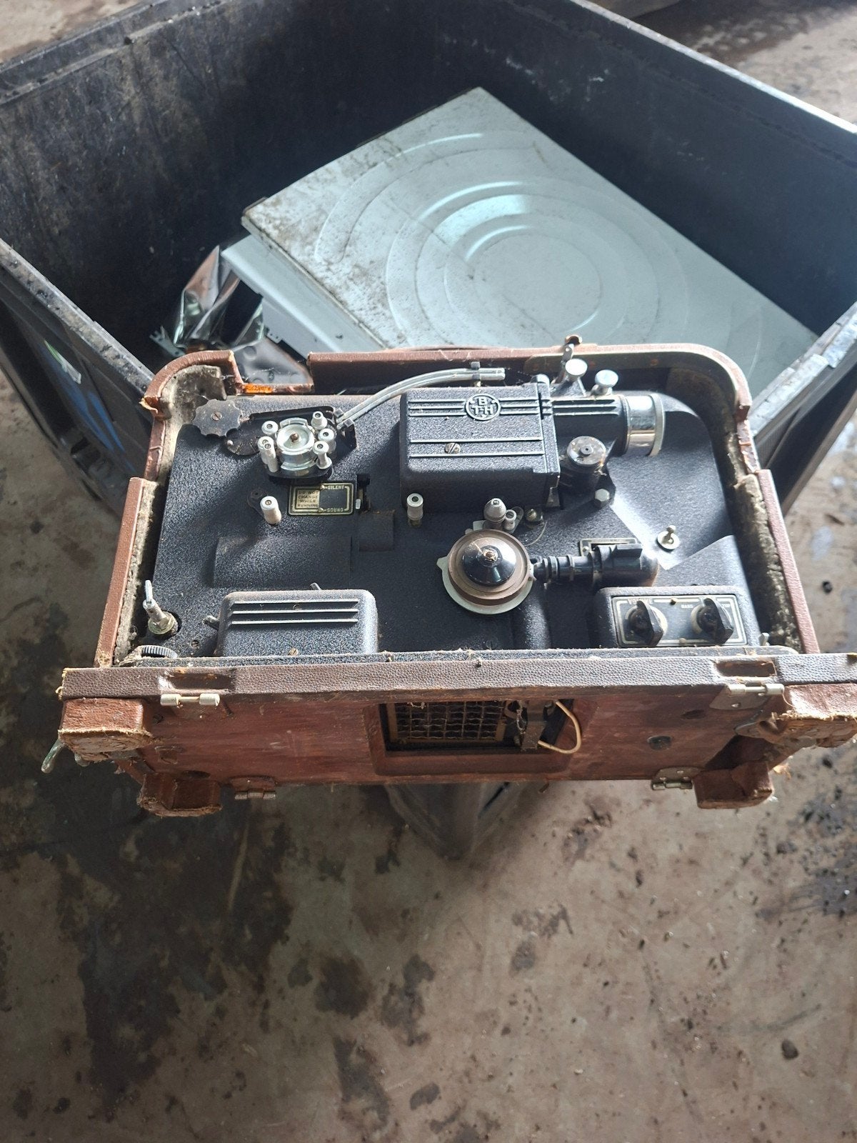 Vintage projector voor decoratie of onderdelen, Ophalen, Gebruikt, ., .