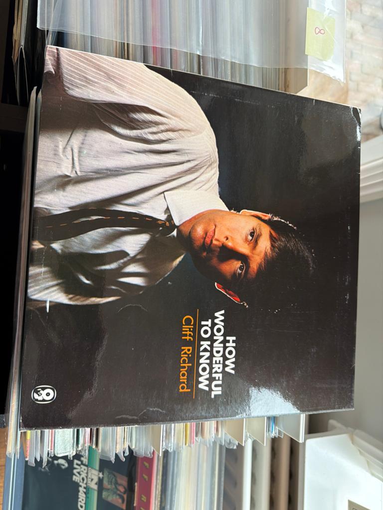 Cliff Richard - How Wonderful To Know (World Record Club)