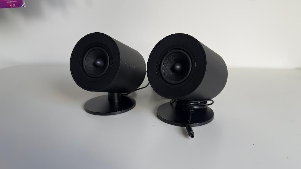 Razer Nommo V2 X speakers, Computers en Software, Pc speakers, Zo goed als nieuw, Audiokanaal 2.0, Ophalen of Verzenden