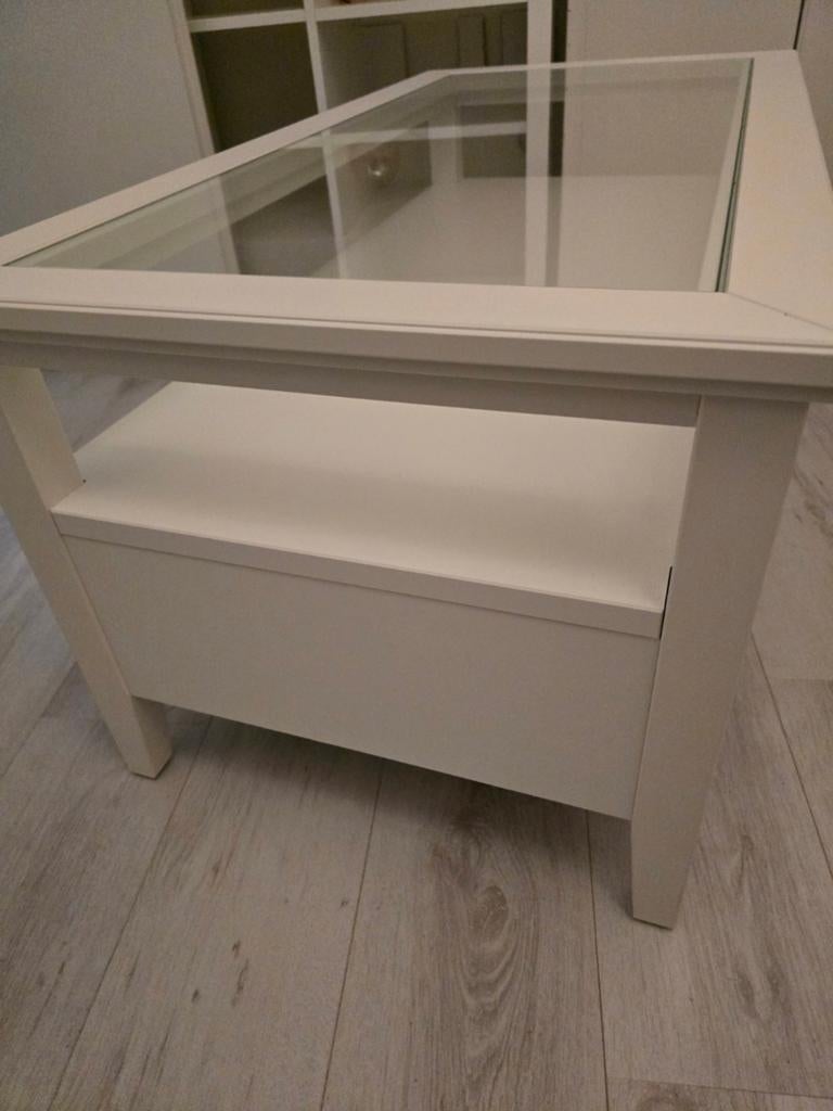 IKEA salontafel met 2 lades, Ophalen, 50 tot 100 cm, Zo goed als nieuw, Minder dan 50 cm
