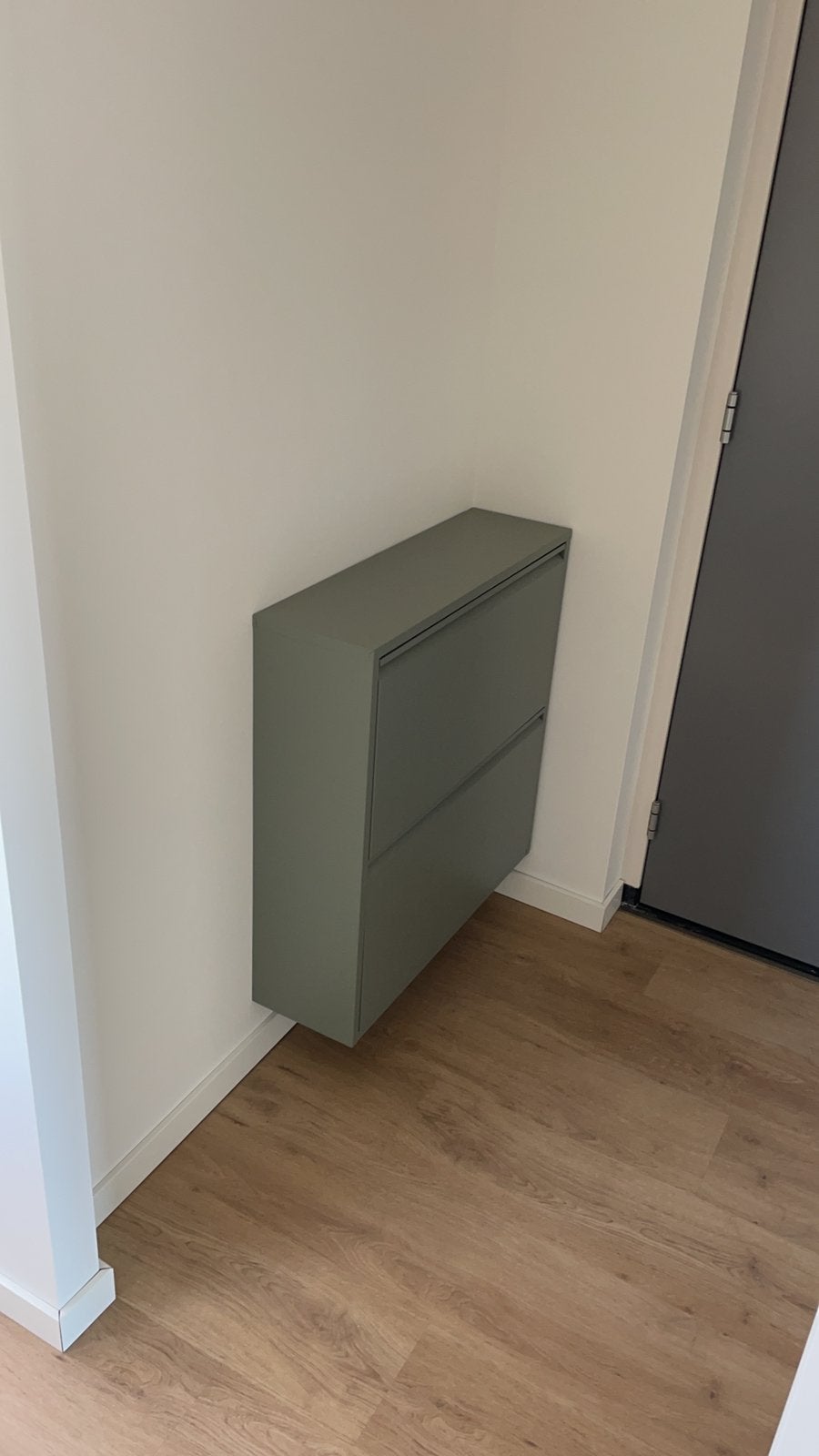 Hangende schoenenkast - Ruimtebesparend en stijlvol, Ophalen, Gebruikt