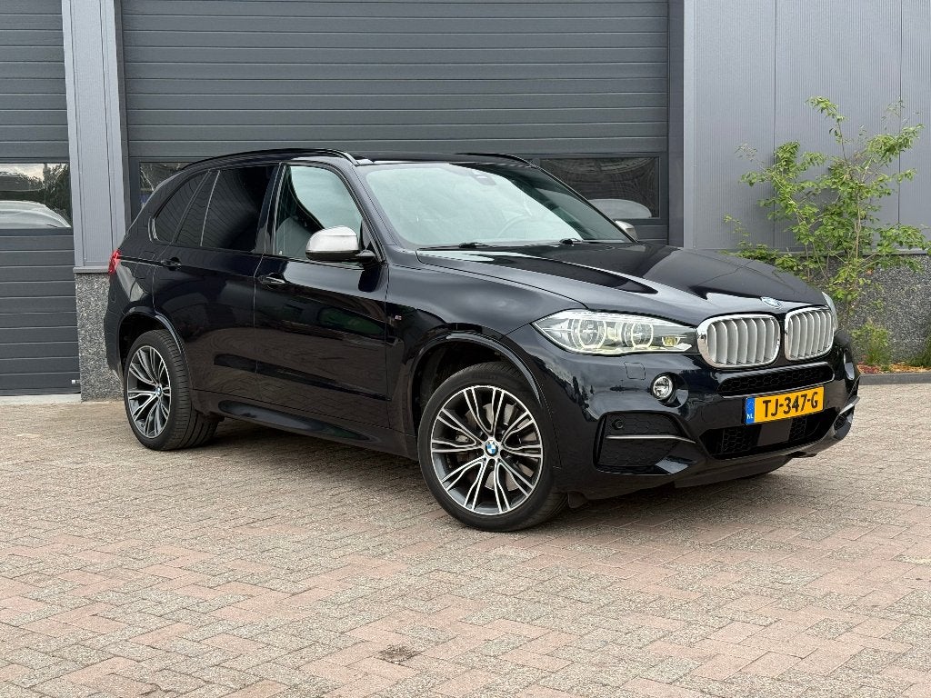 BMW X5 M50D 7-persoons | Zeer compleet |  Goed onderhouden, Auto's, BMW, 15 km/l, 2165 kg, 2993 cc, 7 stoelen
