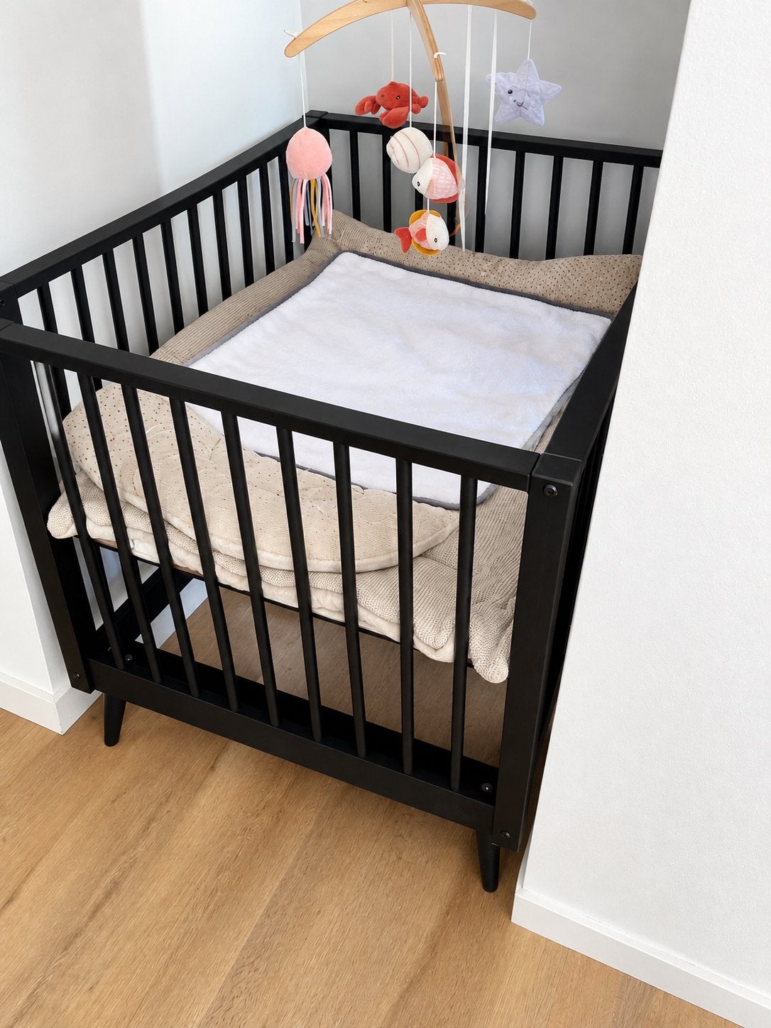 Europe Baby Box Evy Mat Zwart - in goede staat!, Ophalen, Zo goed als nieuw, Vierkant, Boxkleed