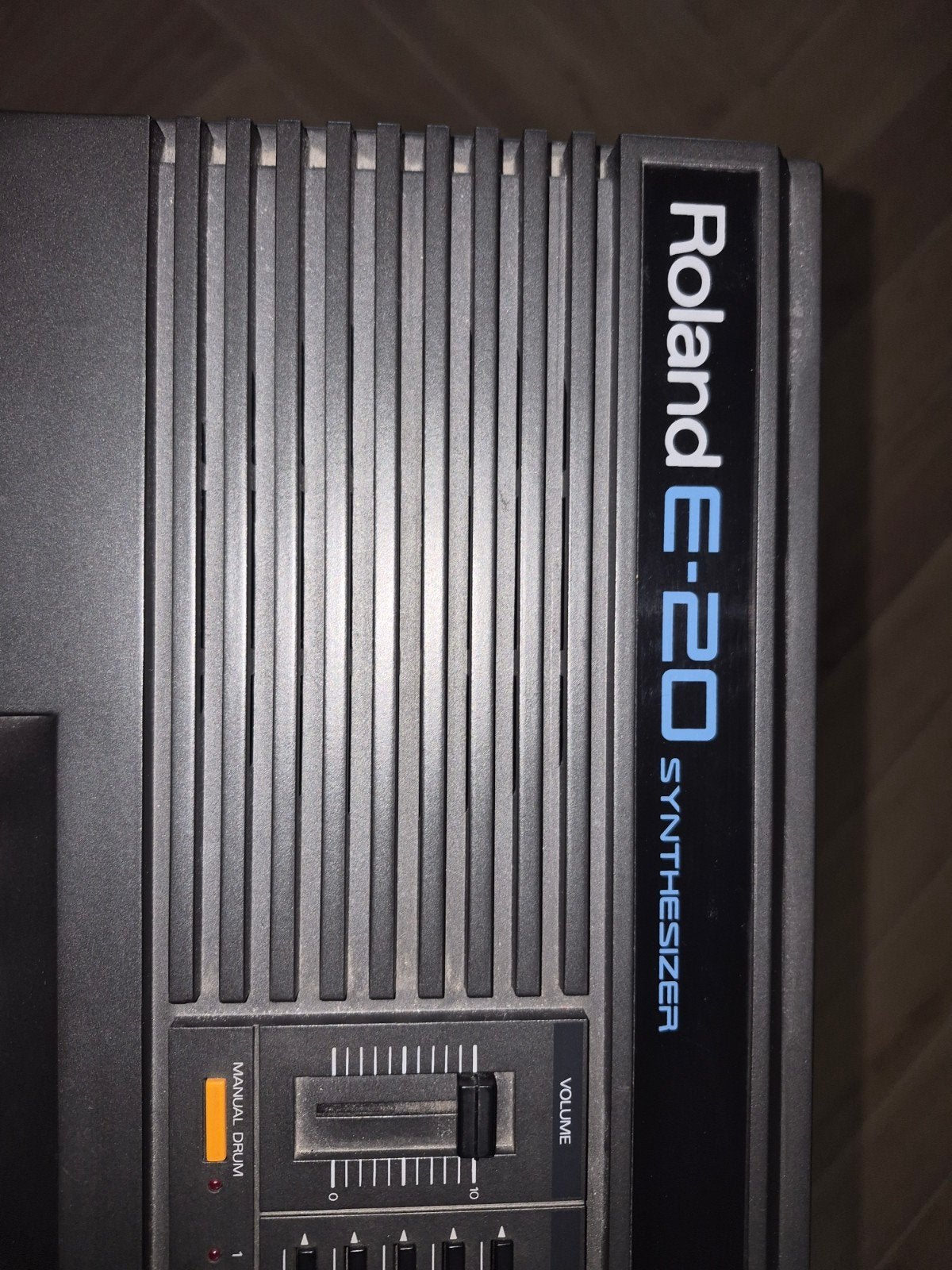 Roland E-20 Synthesizer Keyboard met Stekker, Ophalen, Roland, Midi-aansluiting, 61 toetsen