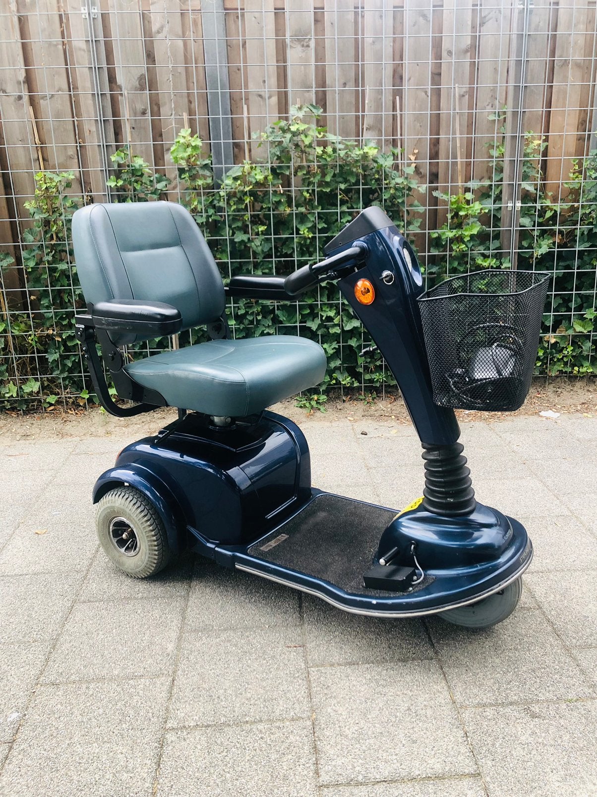 Scootmobiel Sterling Swift met hand en voetgas !!, Ophalen of Verzenden, Zo goed als nieuw