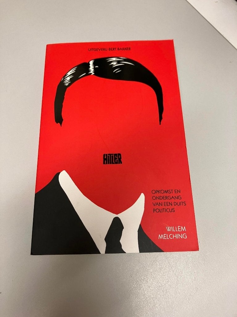 Hitler opkomst en ondergang van een Duits politicus, Ophalen of Verzenden, Tweede Wereldoorlog, Gelezen, Algemeen