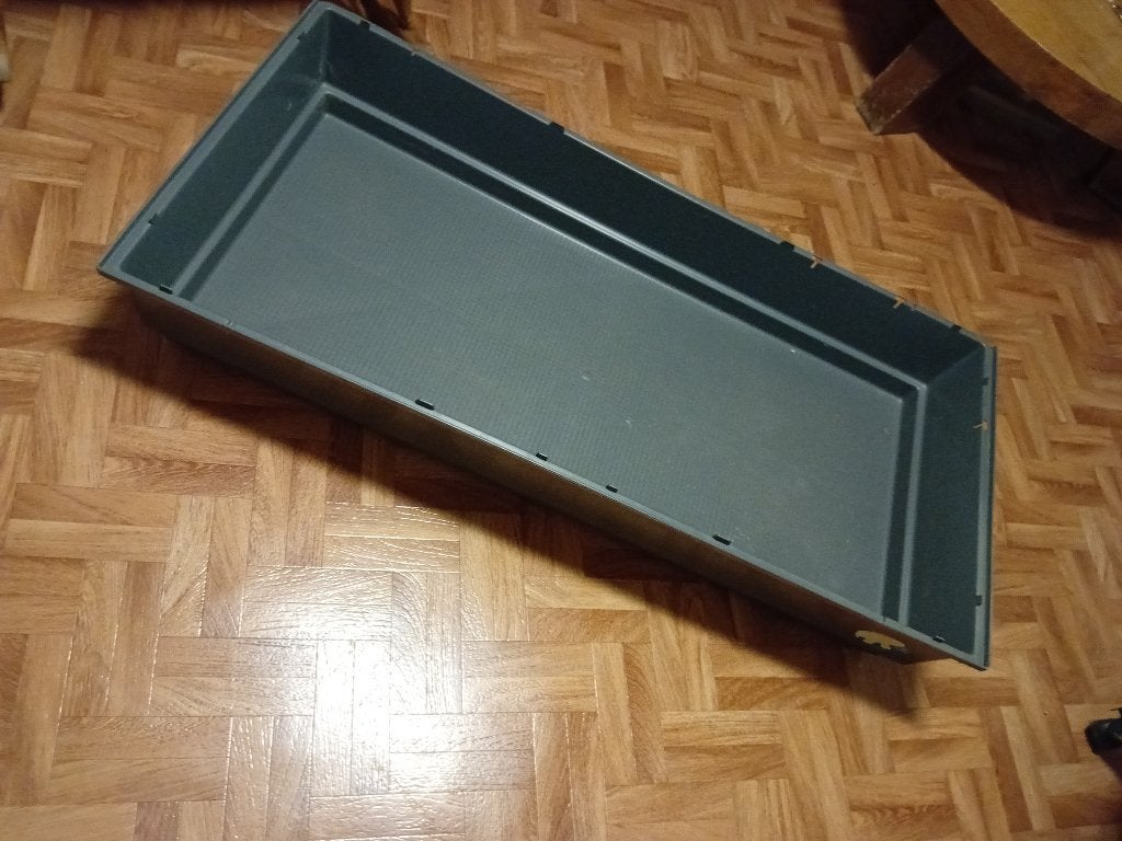 Grote Plastieke Bak van Ferplast, Ophalen, Gebruikt, Kooi, Minder dan 60 cm