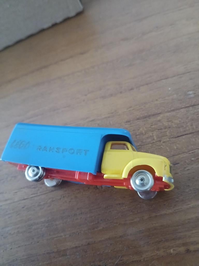 Lego 1:87 verhuiswagen Bedford met achterdeuren, Ophalen of Verzenden, Bus of Vrachtwagen, Overige merken