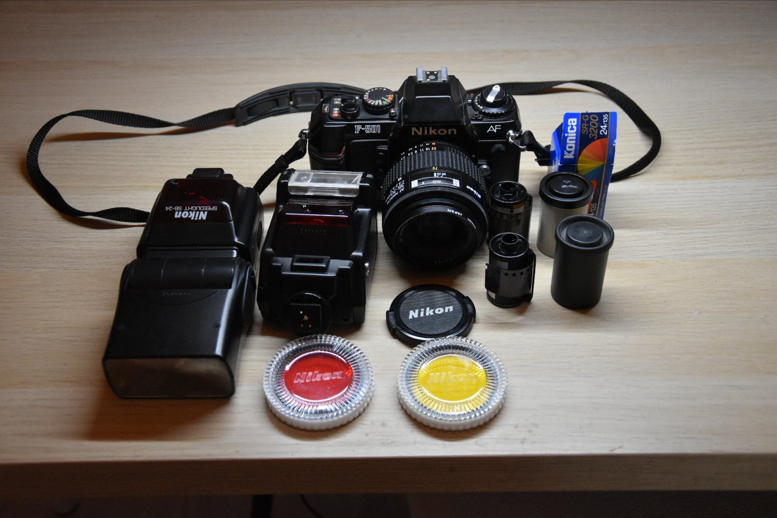 Nikon F-501  Spiegelreflexcamera met accessoires, Ophalen, Gebruikt, Spiegelreflex, Nikon